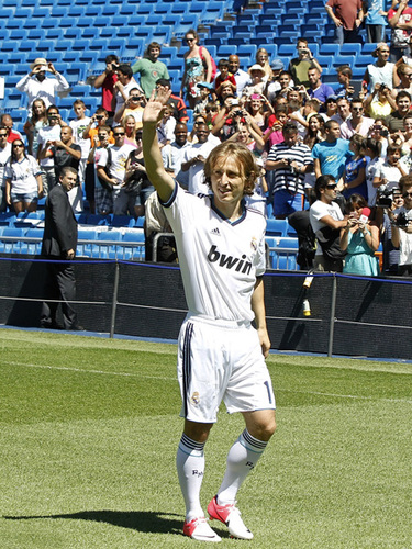 海牛祝贺重庆铜梁龙冲超：愿贵部在2026赛季中超中争创佳绩