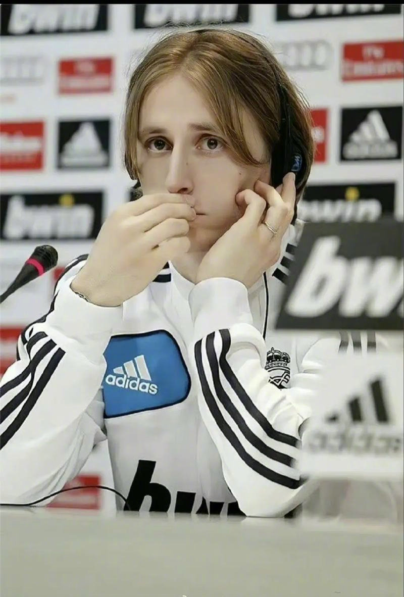 状态太差！霍福德&波杰姆斯基合计16中3，外线12中1